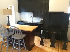 746 Yorkway Pl in Jenkintown, PA - Building Photo - Building Photo