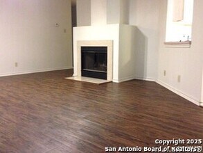 6882 Crested Quail in San Antonio, TX - Building Photo - Building Photo