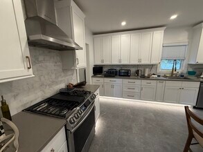 39 Langley Rd in Boston, MA - Building Photo - Building Photo