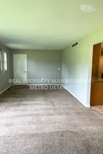 20875 Miles S in Clinton Township, MI - Building Photo - Building Photo