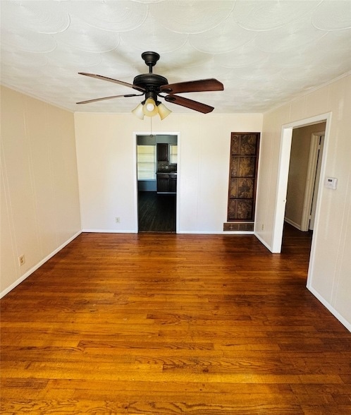 1719 Andrew St in Mesquite, TX - Foto de edificio - Building Photo