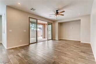 2517 Bankhurst St in Henderson, NV - Building Photo - Building Photo