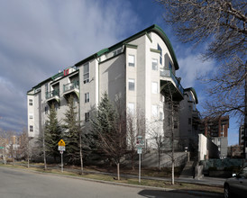 1516 11th St SW in Calgary, AB - Building Photo - Building Photo