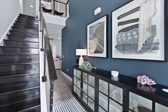 5631 Heckscher Dr in Jacksonville, FL - Foto de edificio - Building Photo