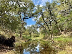 501 York Creek Rd, Unit D - The Perch in Driftwood, TX - Building Photo - Building Photo