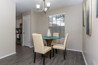 Creekside Village Apartments in Plano, TX - Building Photo - Interior Photo