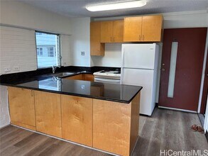 1535 Punahou St in Honolulu, HI - Building Photo - Building Photo