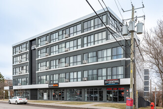 2136 Sainte Foy Ch in Québec, QC - Building Photo - Building Photo