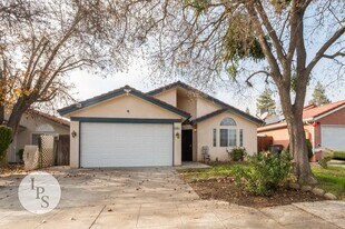 6691 N Constance Ave in Fresno, CA - Building Photo