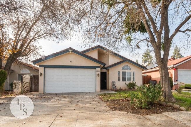 property at 6691 N Constance Ave