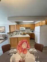 106 Plum Ln in Yakima, WA - Building Photo - Building Photo