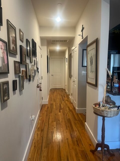 83 Montgomery Ave in Staten Island, NY - Building Photo - Building Photo