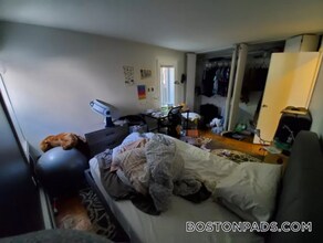 524 Putnam Ave, Unit 1 in Cambridge, MA - Building Photo - Building Photo