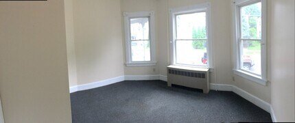 11 Hickok Pl in Burlington, VT - Foto de edificio - Building Photo