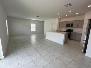 989 Harold Pass in Winter Haven, FL - Building Photo - Building Photo