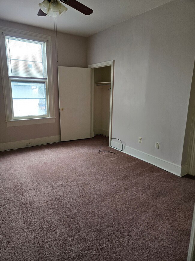 27 Pine St in Petersburg, VA - Building Photo - Building Photo