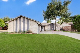 16603 Kieth Harrow Blvd in Houston, TX - Building Photo