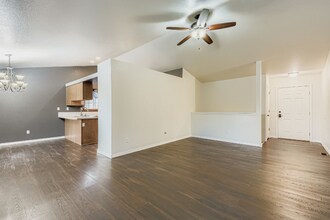 534 Springwood Ct in Windsor, CO - Building Photo - Building Photo