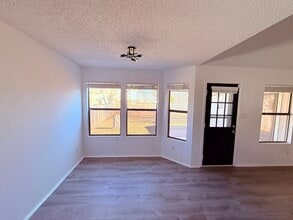 914 Dover Pass in Cedar Park, TX - Foto de edificio - Building Photo