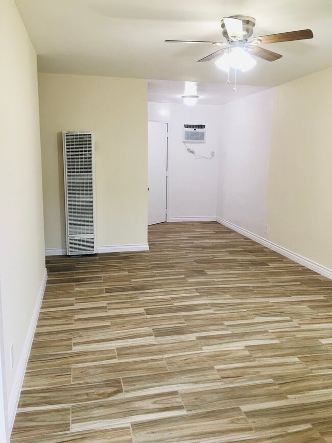 224 W Verdugo Ave, Unit C in Burbank, CA - Building Photo - Building Photo