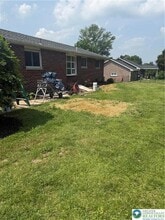 215 E Oxford St in Coopersburg, PA - Building Photo - Building Photo