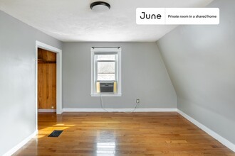 Private bedroom in 6 bed/1.5 bath Home in Boston, MA - Building Photo - Building Photo