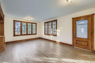 988 Reaney Ave E in St. Paul, MN - Building Photo - Building Photo