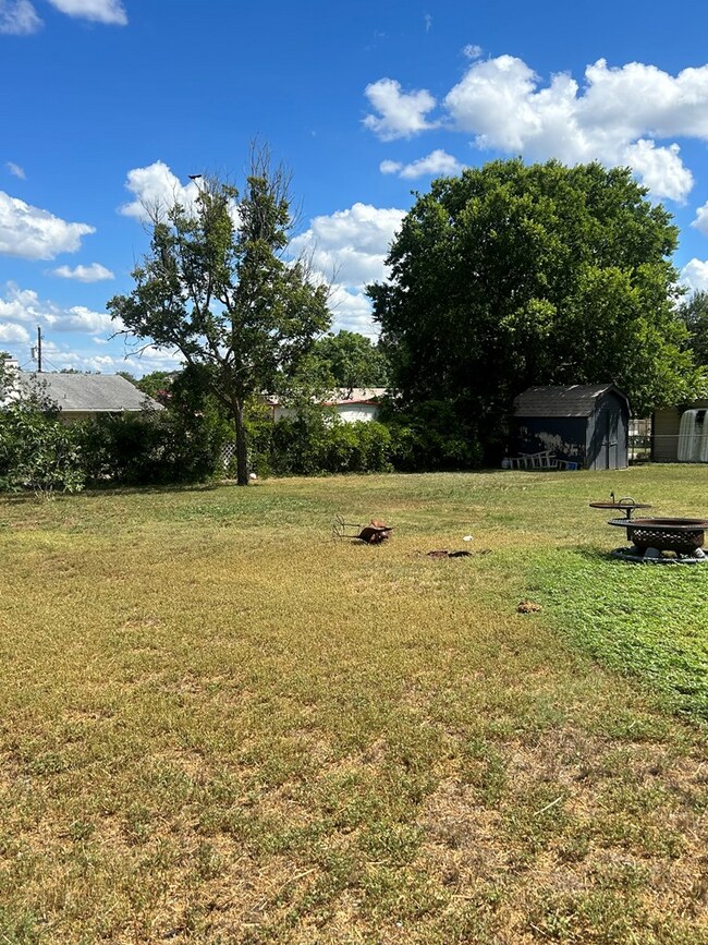 107 Timber Ln in Ingram, TX - Building Photo - Building Photo