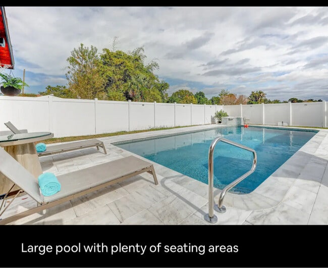 304 Granada Dr in Winter Park, FL - Foto de edificio - Building Photo