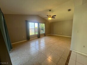 203 Kamal Pkwy in Cape Coral, FL - Building Photo - Building Photo