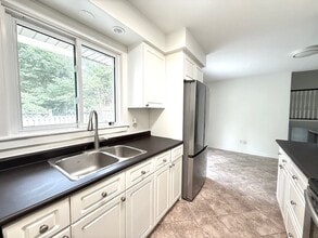 748 Algoma Ave in London, ON - Building Photo - Building Photo