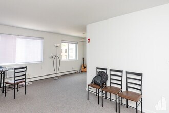 520 W Aldine Ave in Chicago, IL - Building Photo - Building Photo