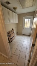 122 Earline Dr in Scott, LA - Building Photo - Building Photo