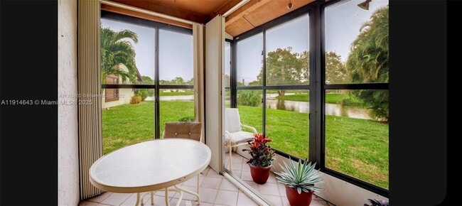 469 Long Bow Ct in Royal Palm Beach, FL - Building Photo - Building Photo