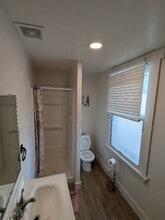 106 E 1st S in Rexburg, ID - Building Photo - Building Photo