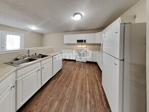 10935 Parker Dr in Indianapolis, IN - Building Photo - Building Photo