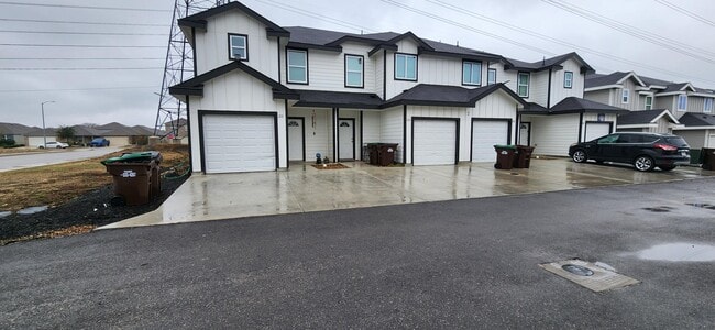 property at 7239 Converse Ridge Ln