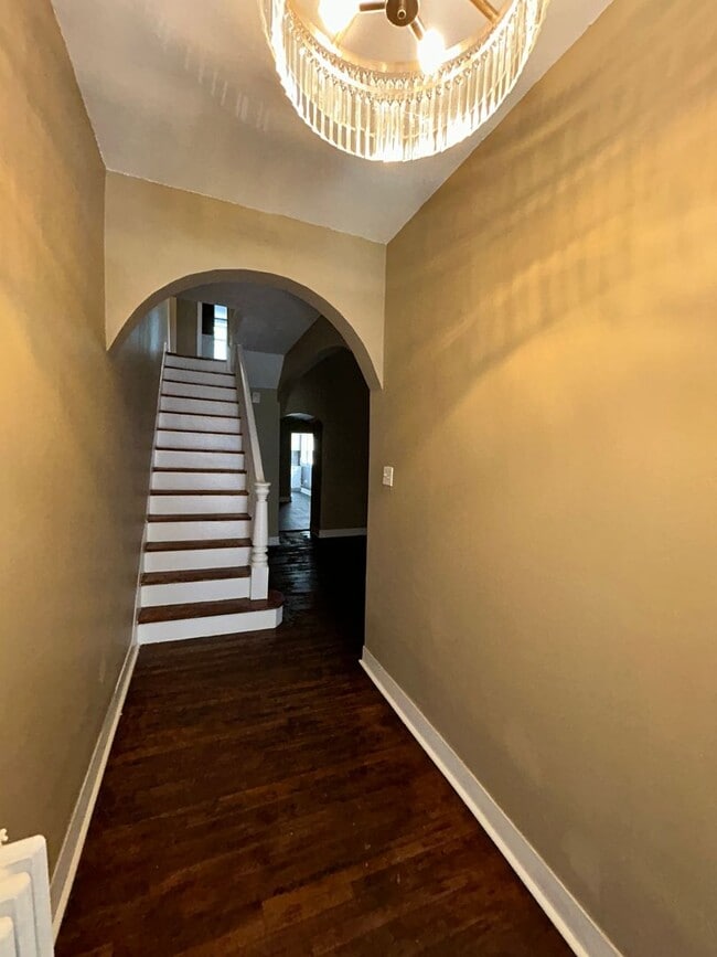 48 Dickinson St in Trenton, NJ - Building Photo - Building Photo