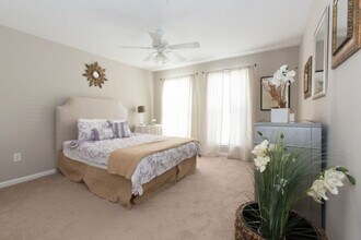 1615 Elmwood Ct in Charlottesville, VA - Building Photo - Building Photo