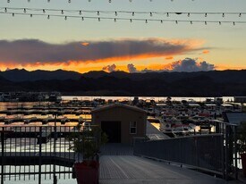 1675 AZ-95 in Bullhead City, AZ - Building Photo