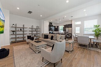 343 E Coralburst Lp in Montgomery, TX - Building Photo - Building Photo