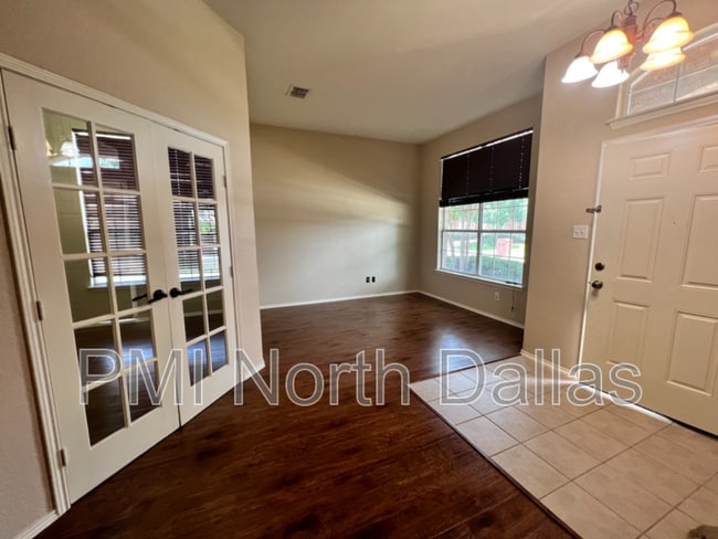 5812 White Pine Dr in McKinney, TX - Building Photo - Building Photo