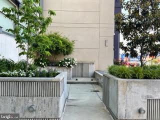 919 Florida Ave NW in Washington, DC - Foto de edificio - Building Photo