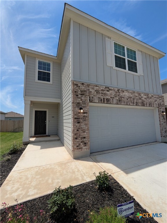 property at 2548 Windle Ln