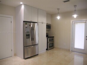1720 SW 22nd Terrace in Miami, FL - Building Photo - Building Photo