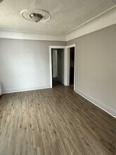 12211 Stoepel St, Unit #1- Lower in Detroit, MI - Building Photo - Building Photo