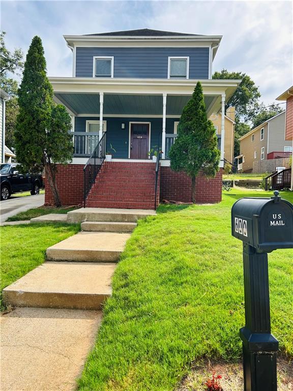property at 600 Delbridge St NW