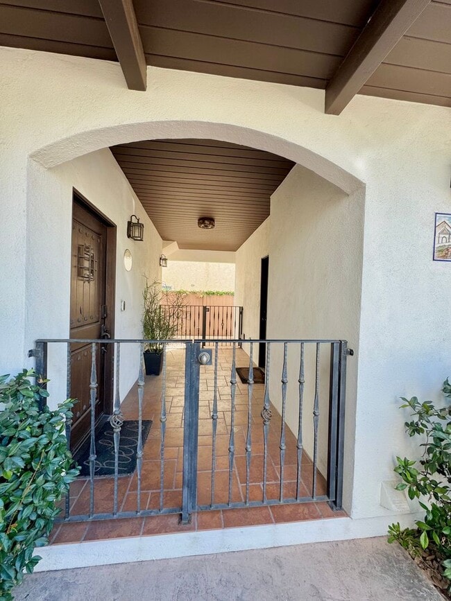 4034 Madison Ave in Culver City, CA - Building Photo - Building Photo