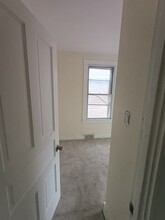 412 Althea St in Pittsburgh, PA - Foto de edificio - Building Photo