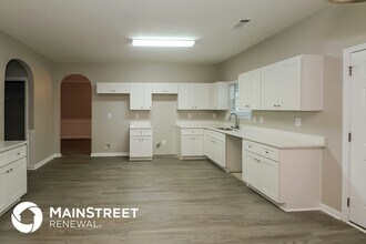 6880 Estepona St in Atlanta, GA - Building Photo - Building Photo